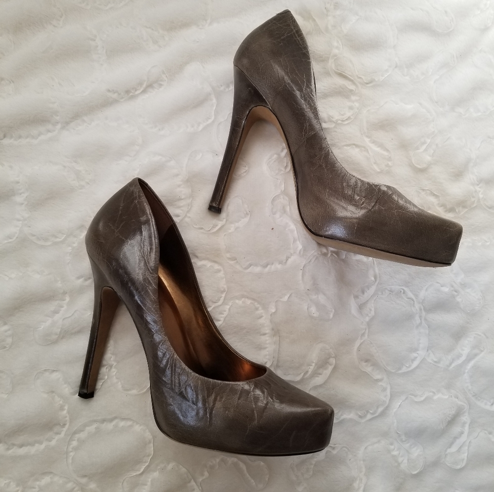 Jessica Simpson heels olive green